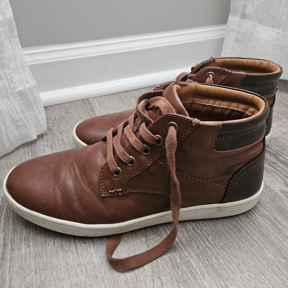 Steve Madden Men's cognac boots size 7